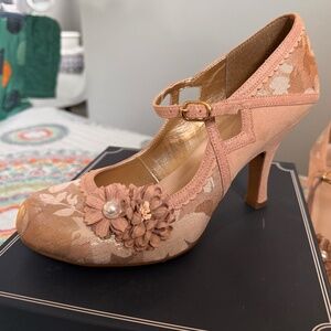 Ruby Shoo "Yasmin" Rose Gold Heels size US 10, UK 41